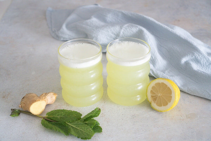Lemonade med ingefær og mynte