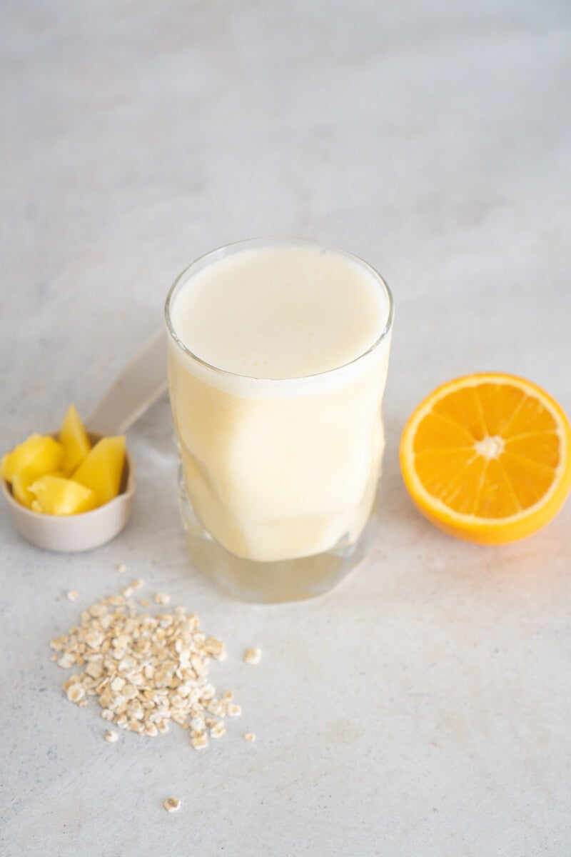 Havredrik med appelsin og mango