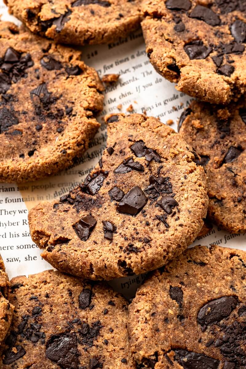 Bløde chokoladekager med mandelrester